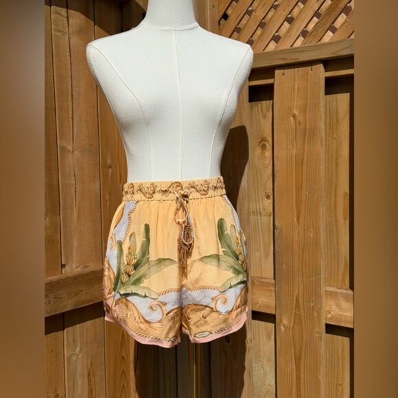 🆕 FARM Rio 🧿 NWOT Multicolor Banana Royalty Kaleidoscope Shorts, Sz XS - Picture 3 of 16